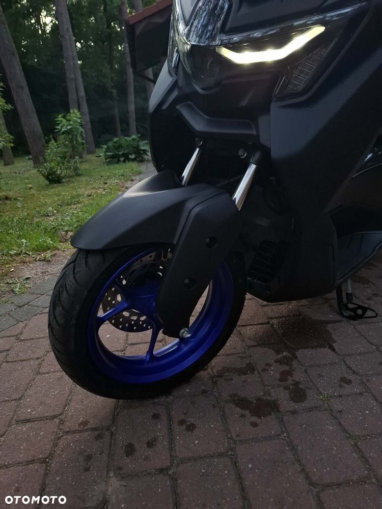 Yamaha NMAX - 8
