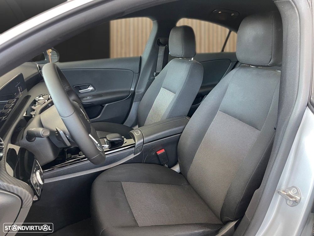Mercedes-Benz CLA 180 d - 9