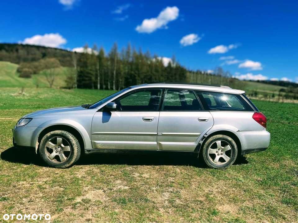 Subaru Outback - 3