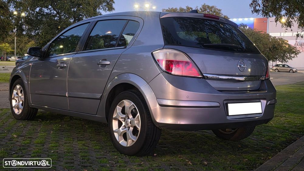Opel Astra 1.3 CDTI Enjoy EcoFLEX - 7