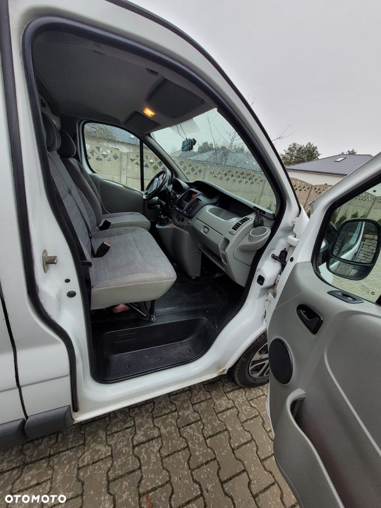 Renault Trafic - 10
