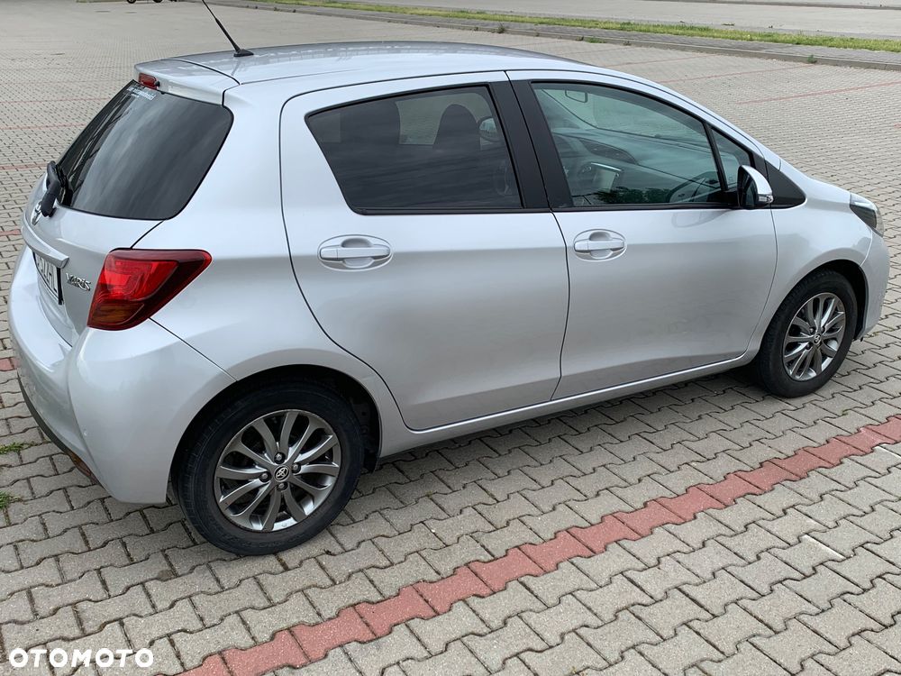 Toyota Yaris 1.33 Premium - 7