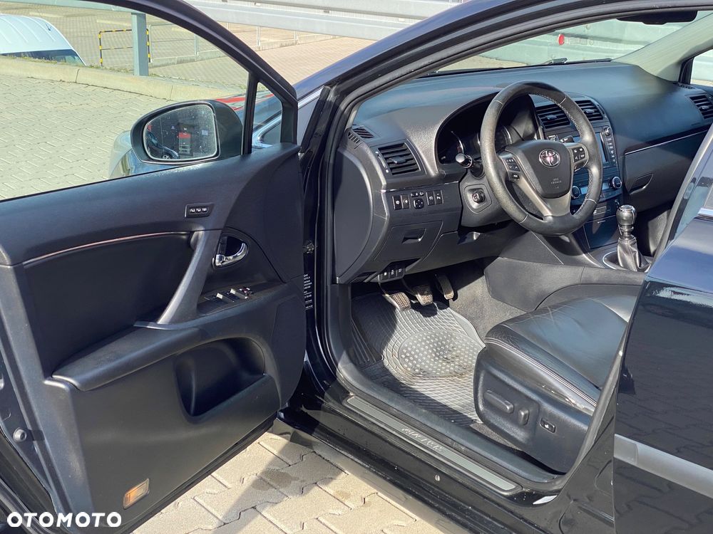 Toyota Avensis 2.2 D-4D Prestige - 16