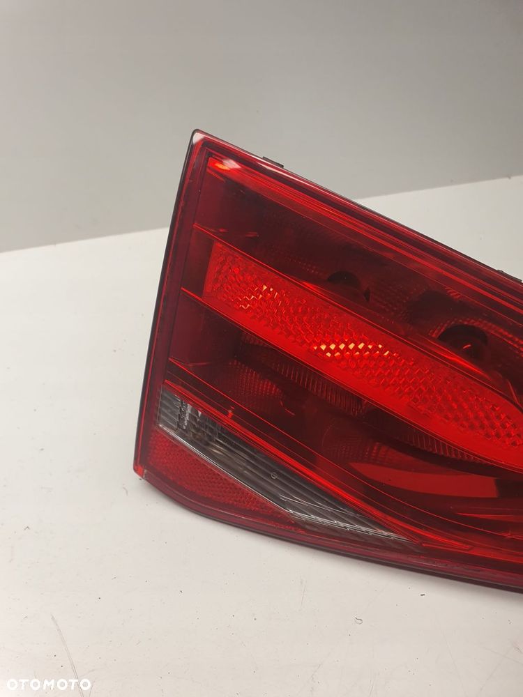 LAMPA LEWY TYŁ W KLAPE AUDI A4 B8 SEDAN 8K5945093 - 2