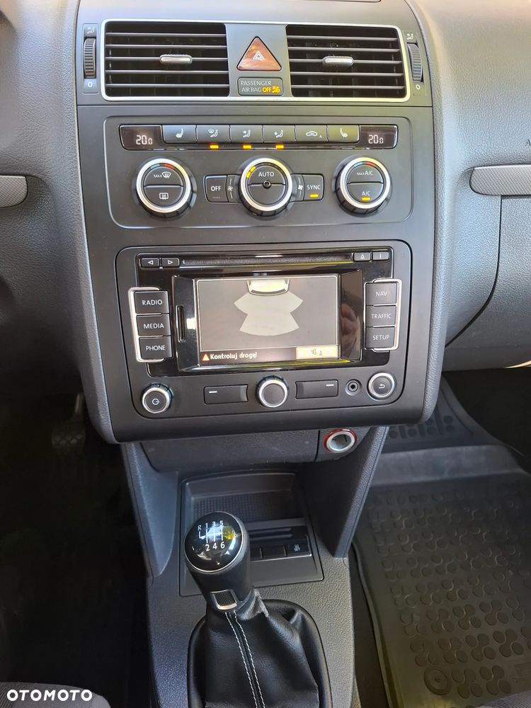 Volkswagen Touran 1.6 TDI DPF BlueMotion Technology MATCH - 33
