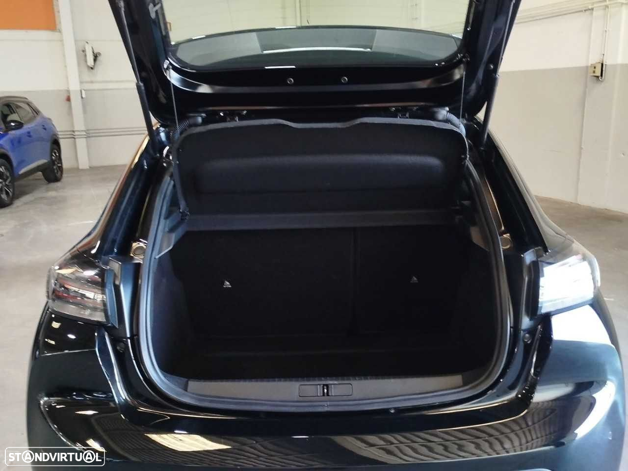 Peugeot 208 1.2 PureTech Style - 18