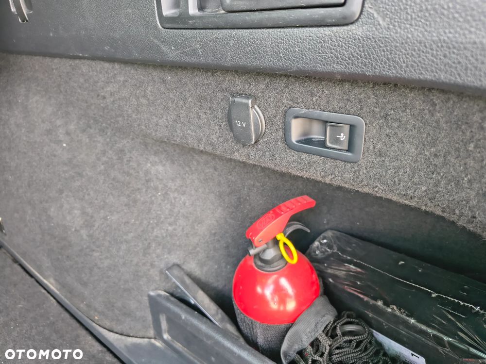 Volkswagen Passat 2.0 TDI BMT Highline - 19