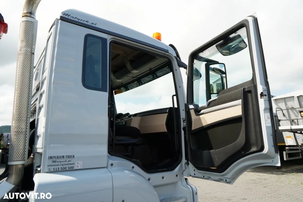MAN TGS 33.360 / 6x4 / BASCULĂ + HDS HMF 1820 K-RC / extensie 10m / HIDRODECKER / GRAPPER / NAVI / MANUAL / IMPORTAT - - 28