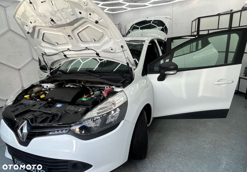 Renault Clio - 30