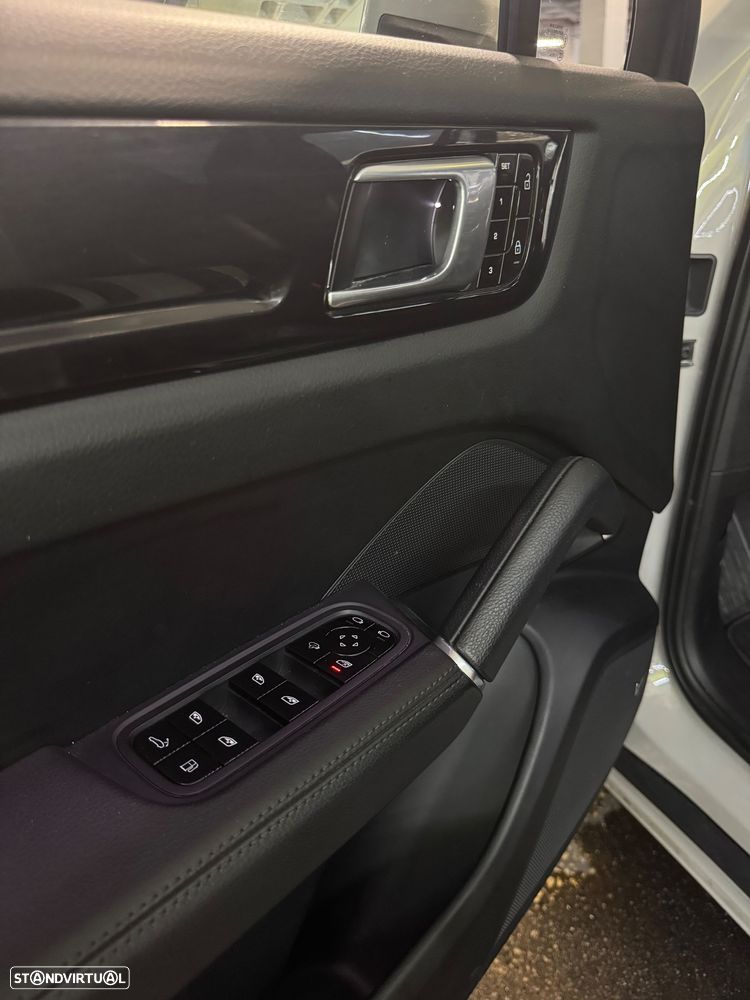 Porsche Cayenne S E-Hybrid - 16