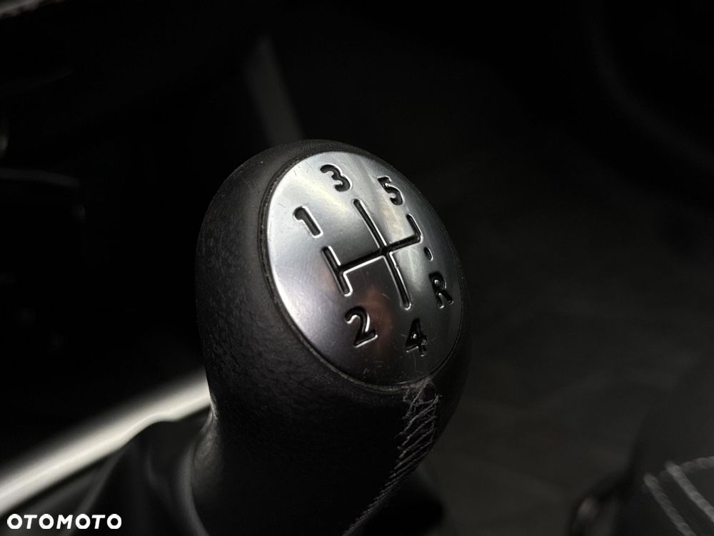 Renault Clio 0.9 Energy TCe Limited - 16