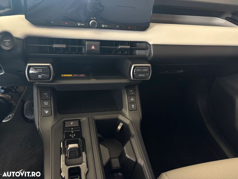 TOYOTA RAV4 2026 — imagine 25