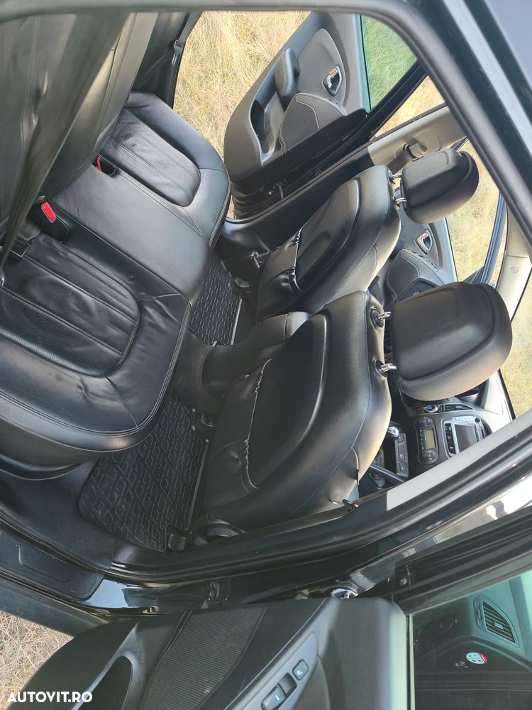 Hyundai ix35 2.0 CRDI 4WD Premium - 27