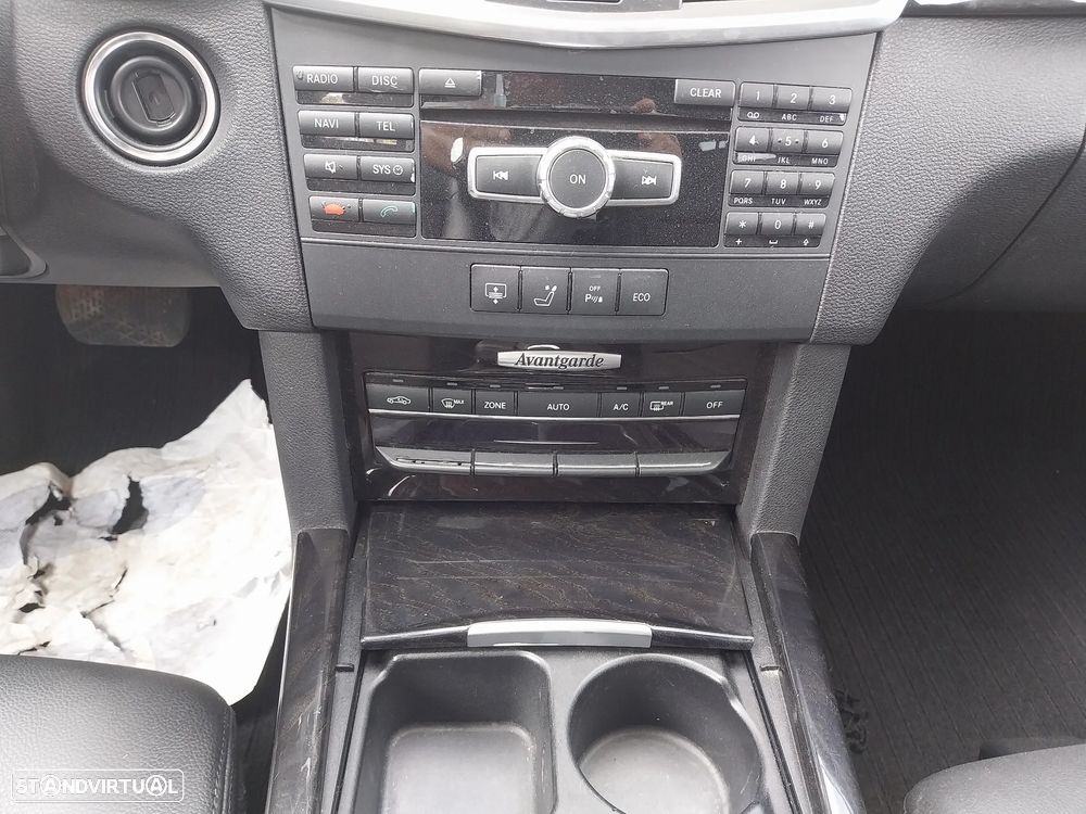 Mercedes-Benz E 250 CDi Avantgarde BE Auto.129g - 13