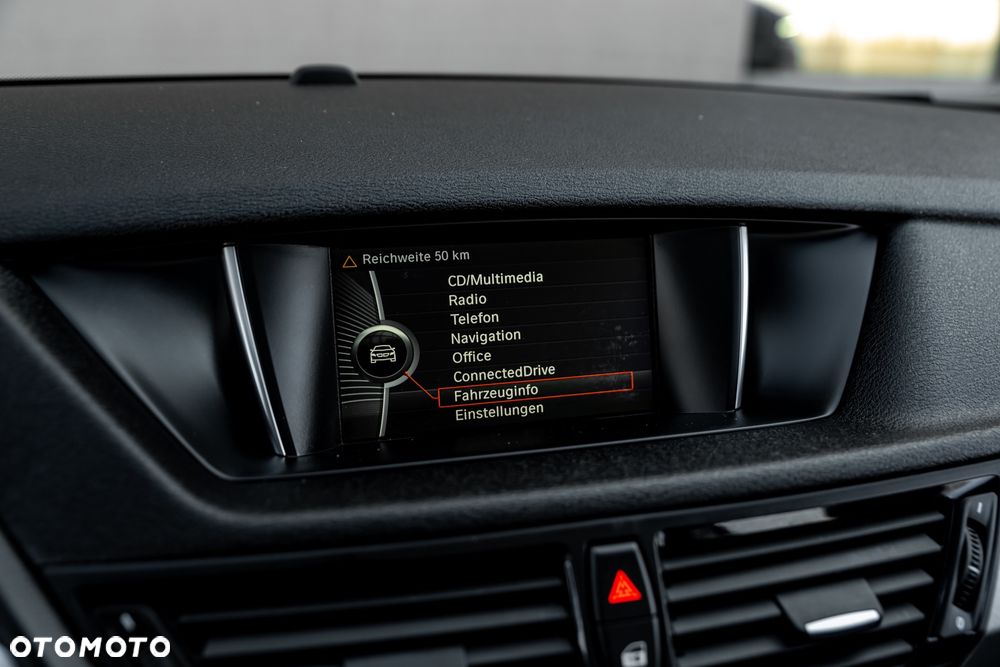 BMW X1 xDrive20d Sport Line - 29