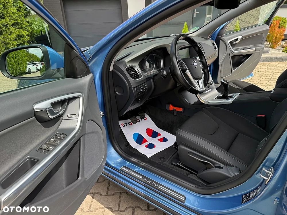 Volvo V60 D4 Drive-E Summum - 16