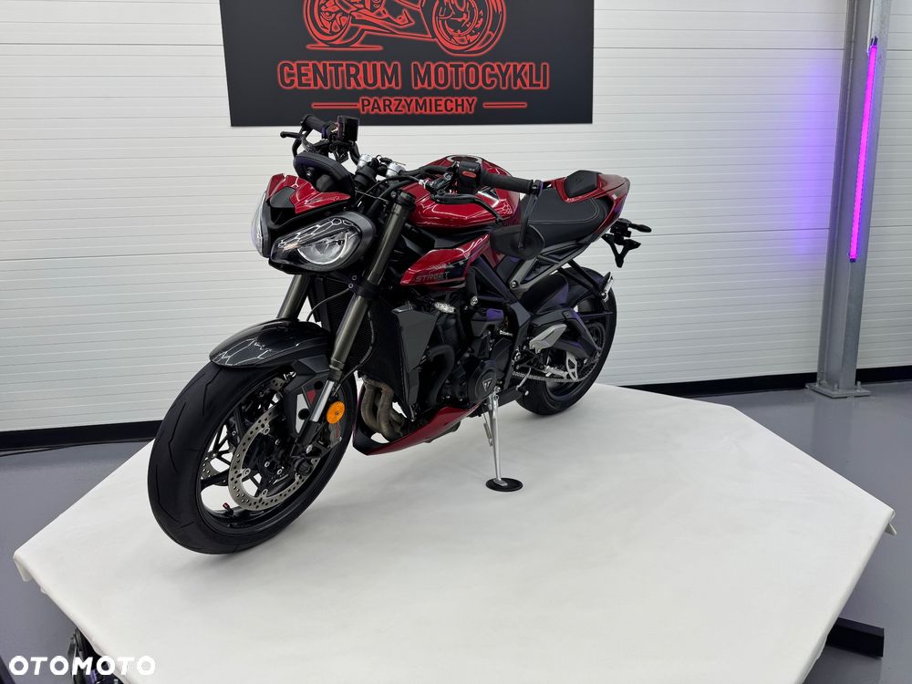 Triumph Street Triple - 6