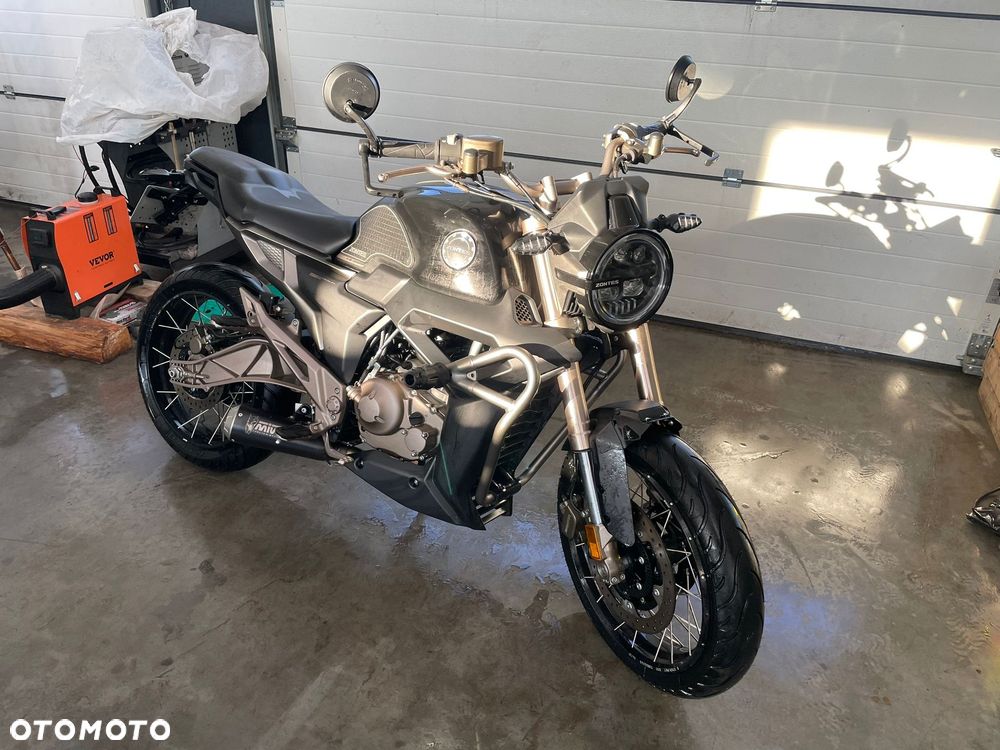 Zontes 125 G1 Spoke - 11