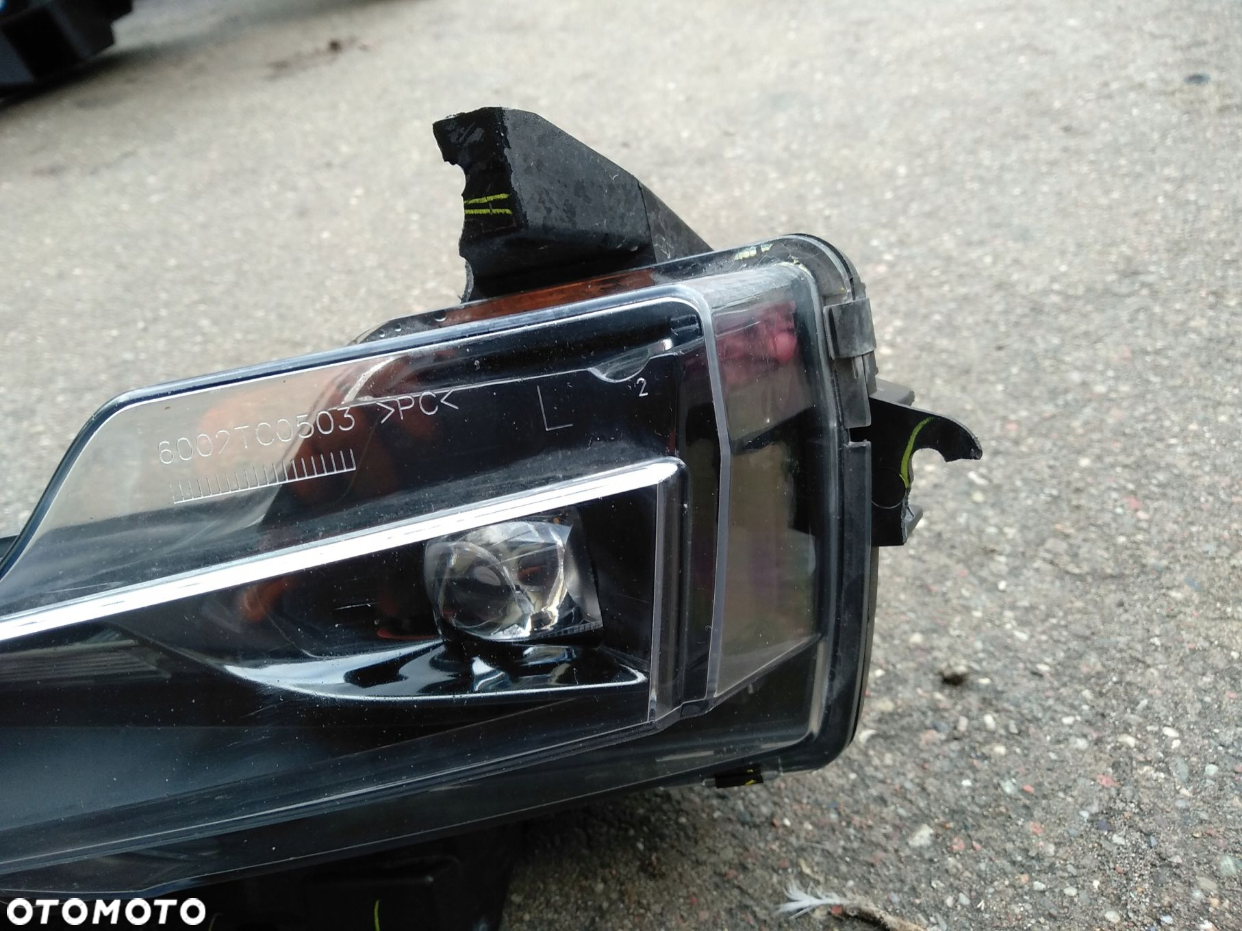 Halogen LED lewy Tesla 3 1077395-00-D - 2