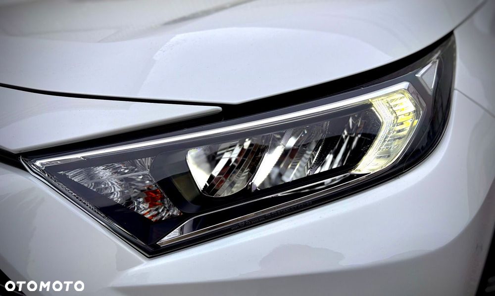 Toyota RAV4 - 10