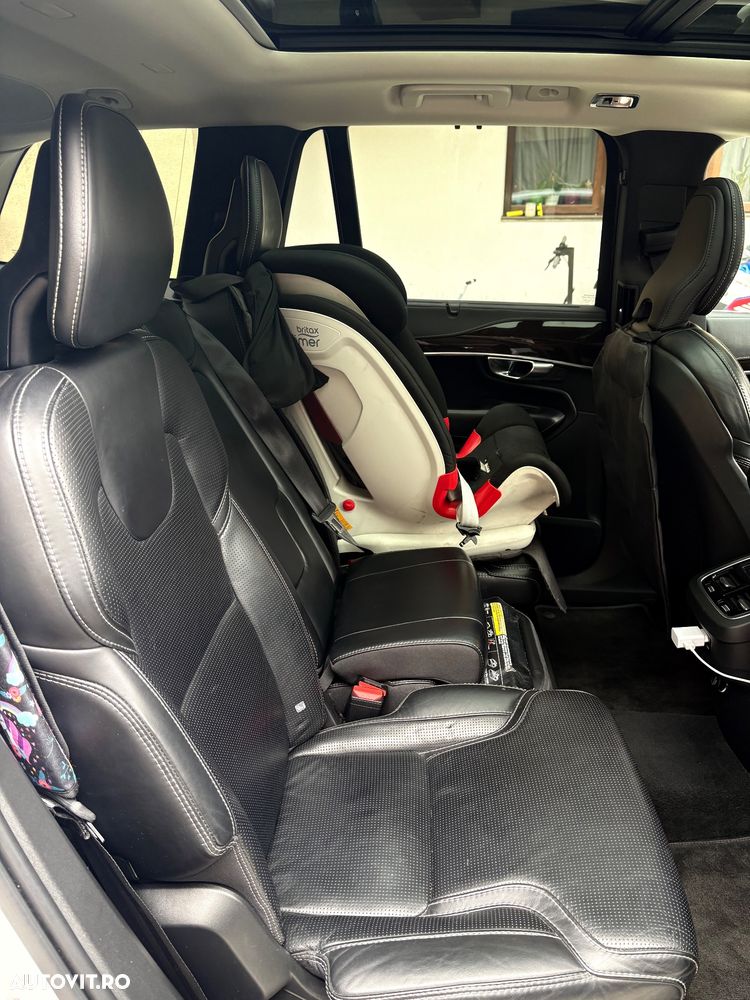 Volvo XC 90 D5 AWD Geartronic Inscription - 26