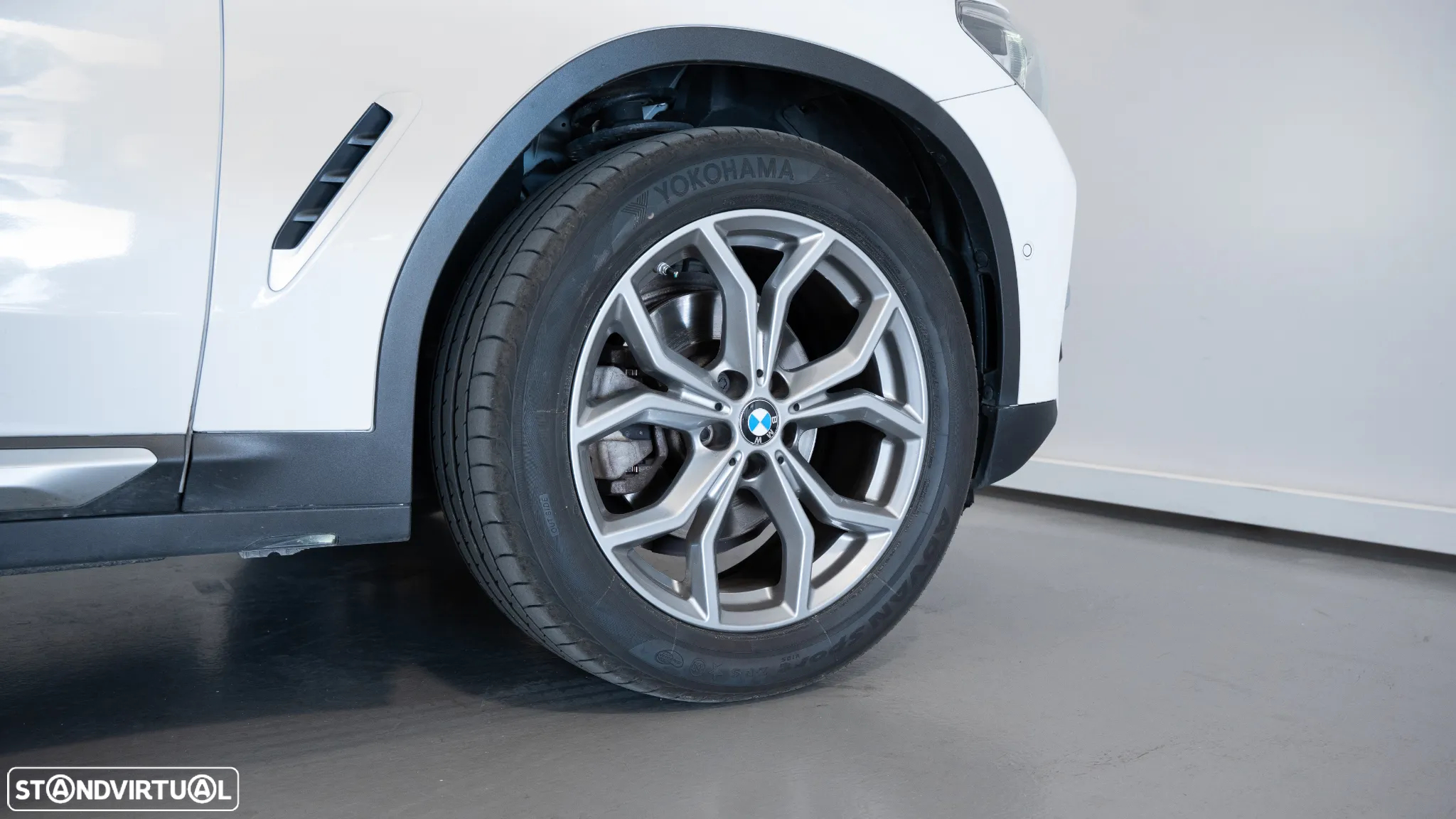 BMW X3 18 d sDrive xLine Auto - 24