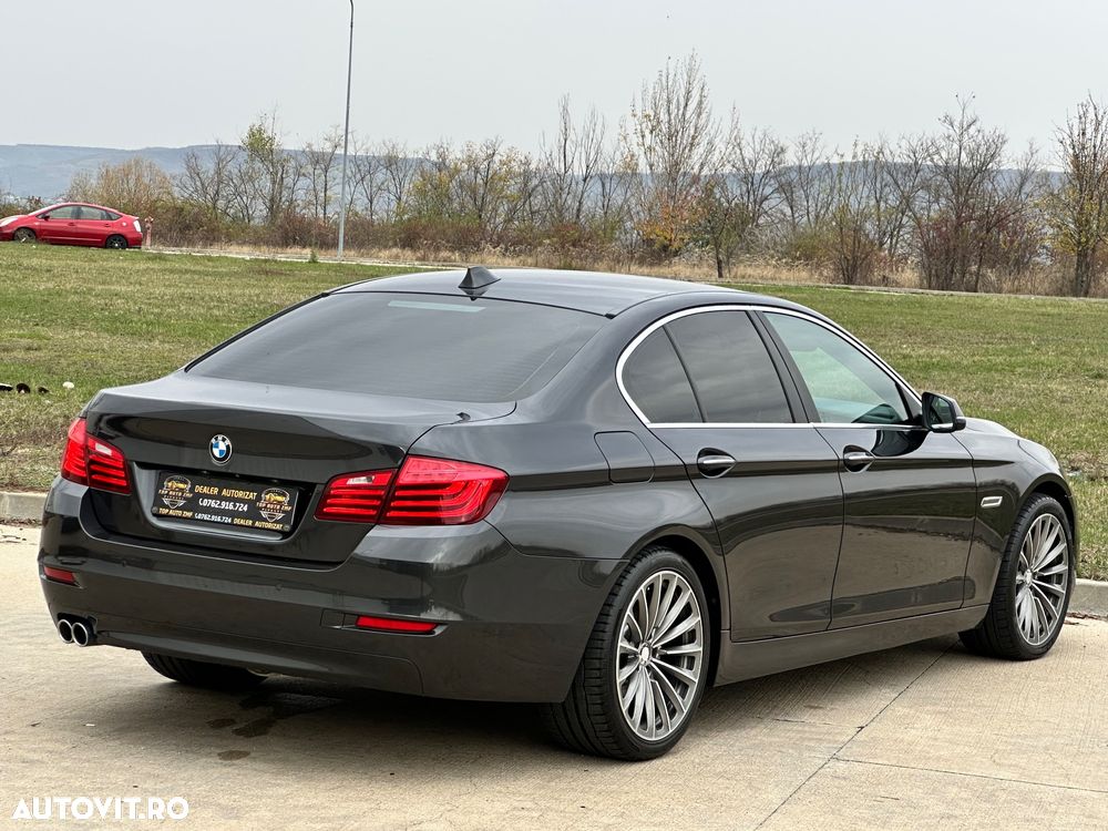BMW Seria 5 530d xDrive Touring Sport-Aut. Luxury Line - 4