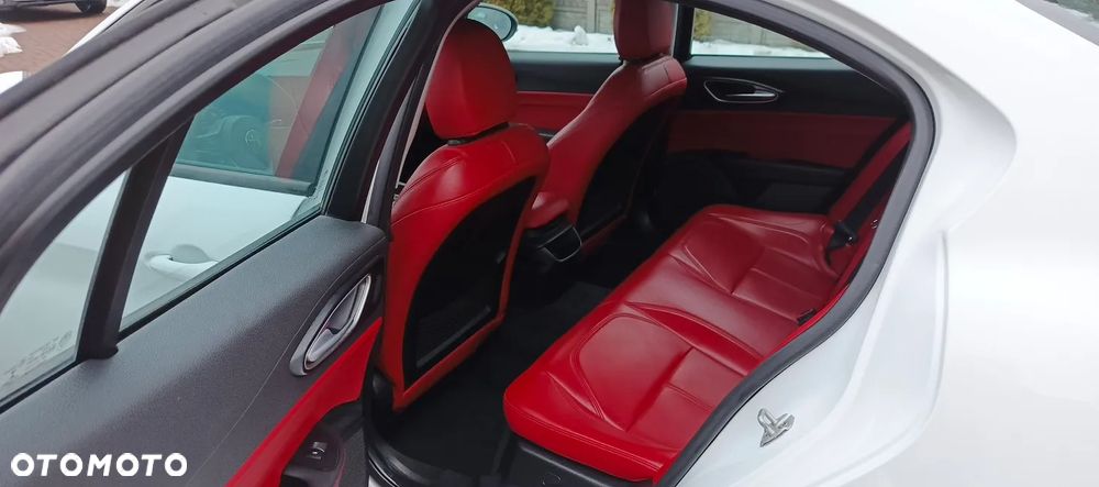 Alfa Romeo Giulia 2.2 D Turbo Super - 19