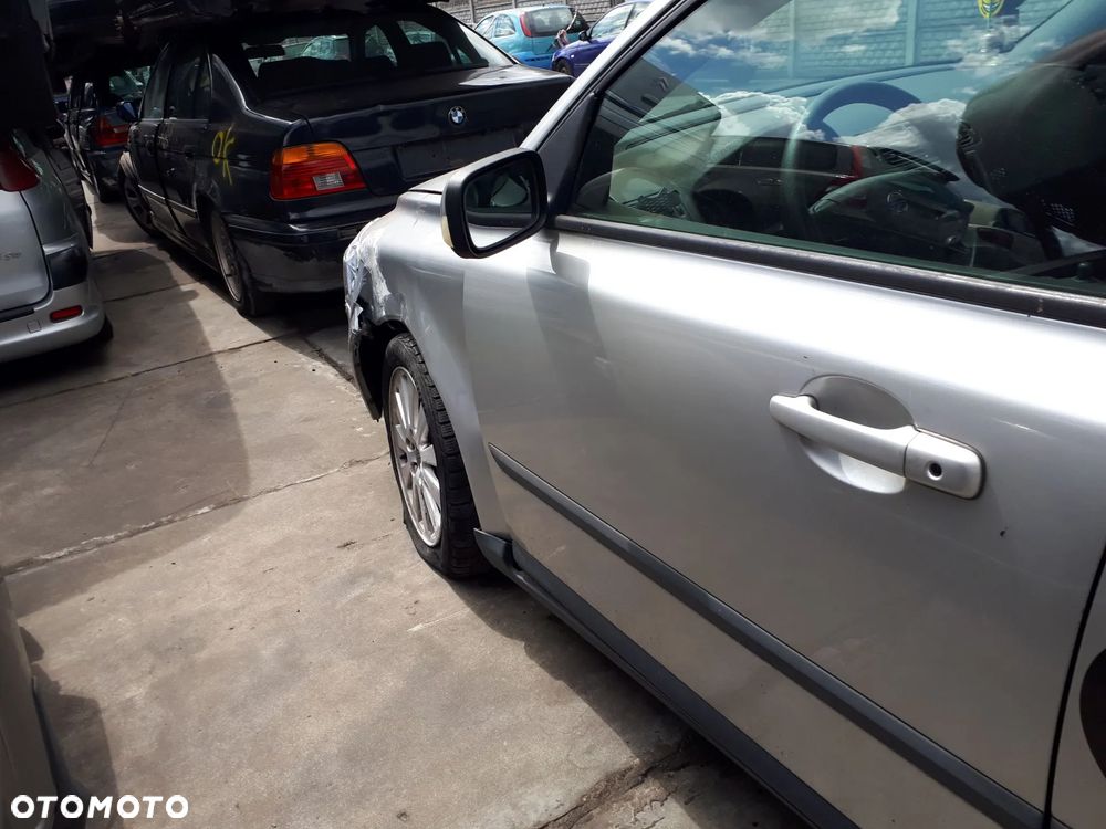 VOLVO V50 04-07 1.6 D ZDERZAK TYŁ TYLNY 426-26 - 19