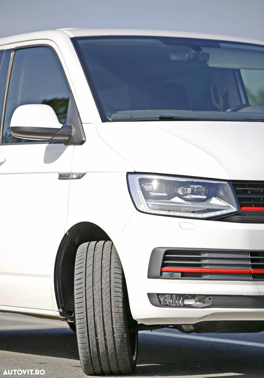 Volkswagen Caravelle - 10