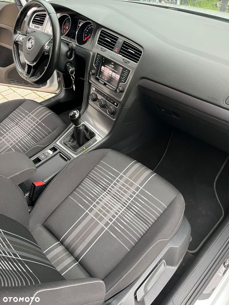 Volkswagen Golf 1.6 TDI BlueMotion Technology Lounge - 20