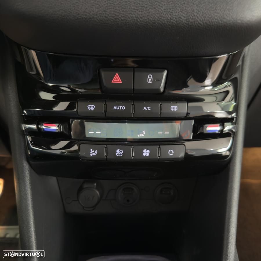 Peugeot 208 1.6 BlueHDi Allure - 17