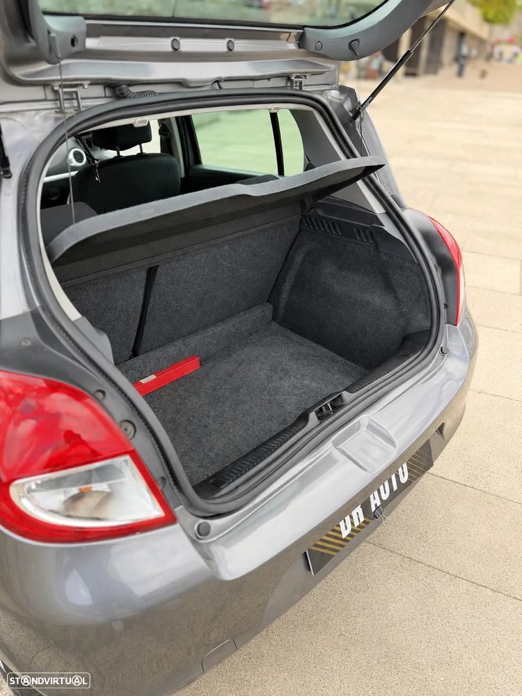 Renault Clio 1.5 dCi Confort 89g - 10