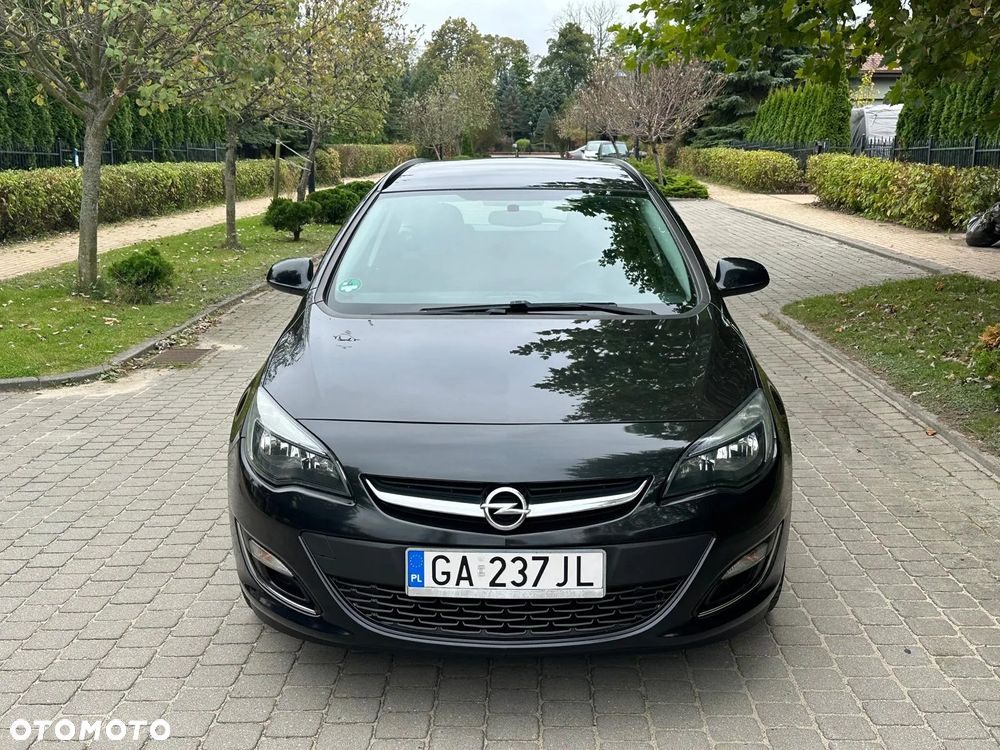 Opel Astra V 1.6 CDTI Dynamic - 2