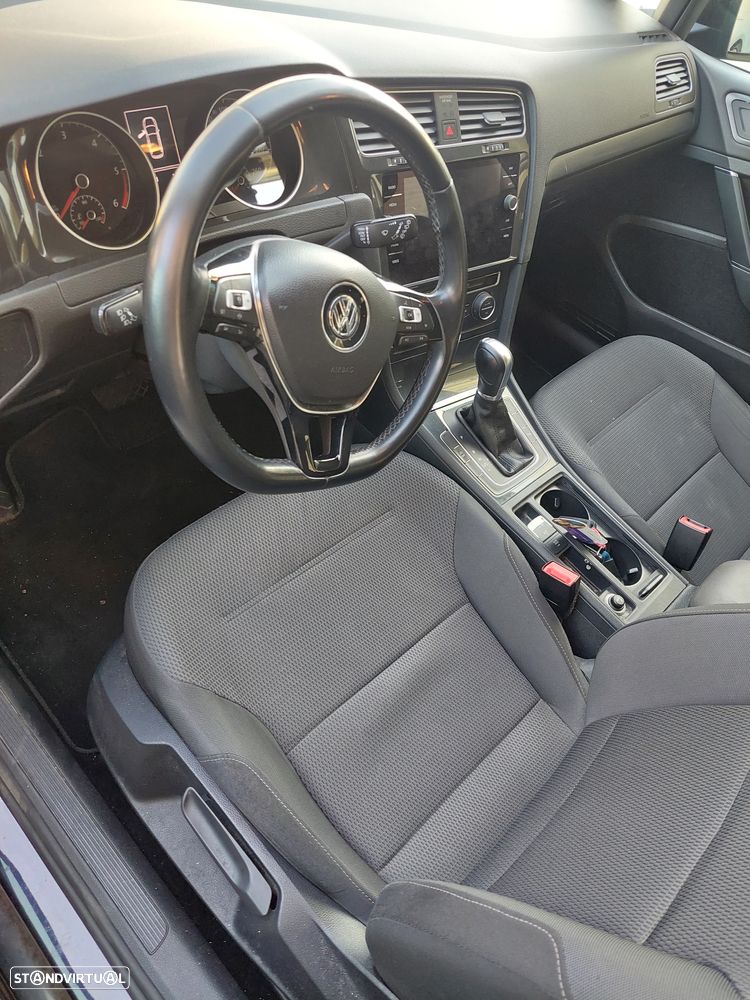 VW Golf Variant 1.6 TDi Confortline DSG - 6