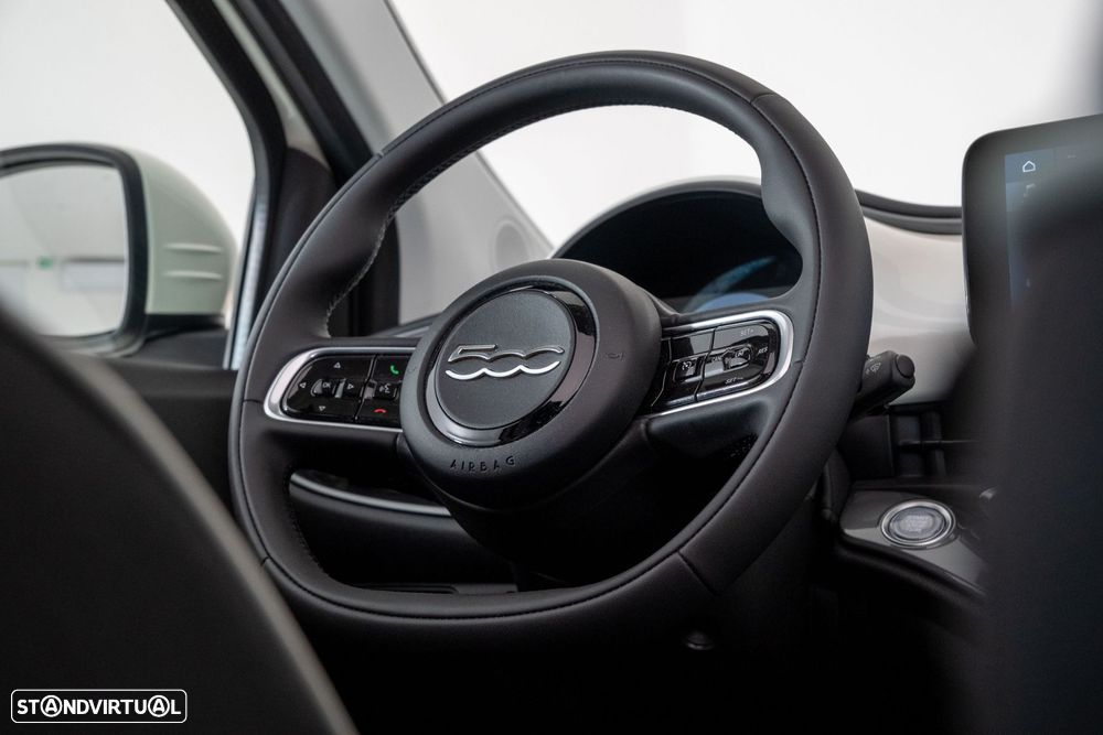 Fiat 500e C Icon - 40