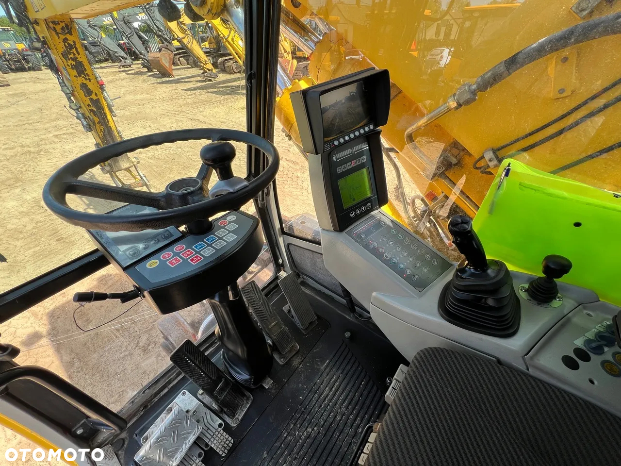 Liebherr A900 CZW - 11
