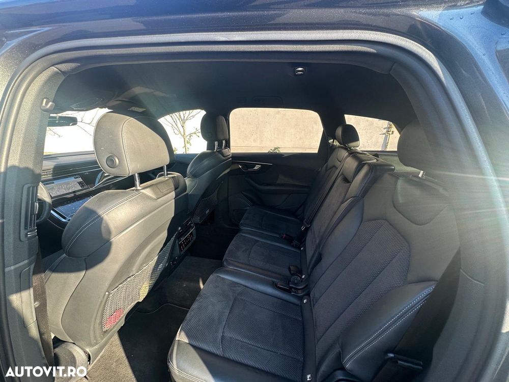 Audi Q7 3.0 50 TDI quattro Tiptronic S Line - 8