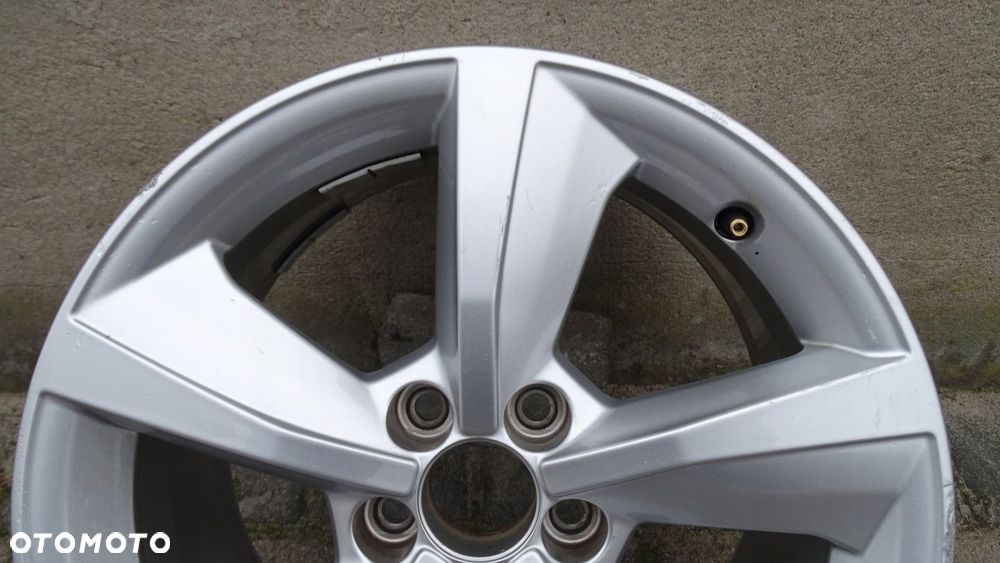 AUDI A1 8XA 7Jx16H2 ET34 5x100 - felga - 2