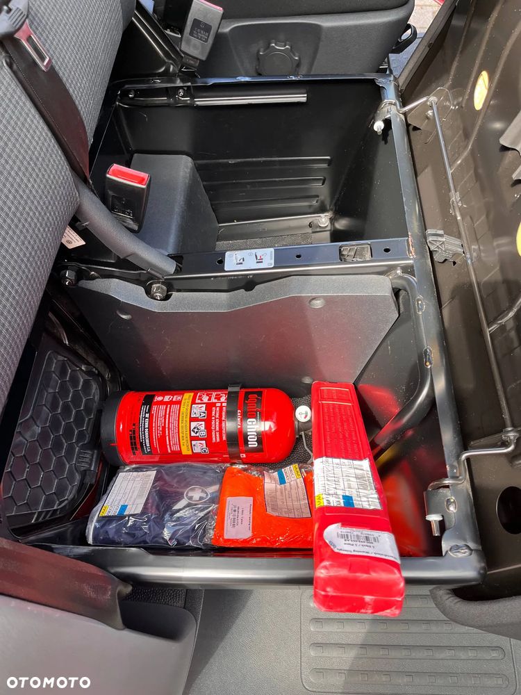 Volkswagen Transporter L1H1 DSG - 10