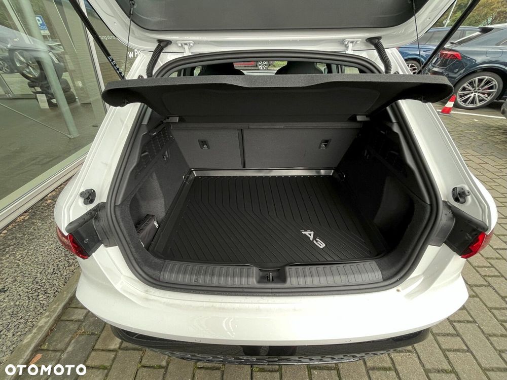 Audi A3 Sportback - 16