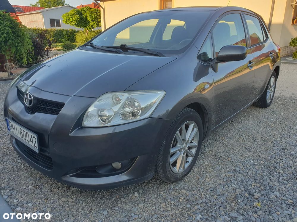 Toyota Auris - 24