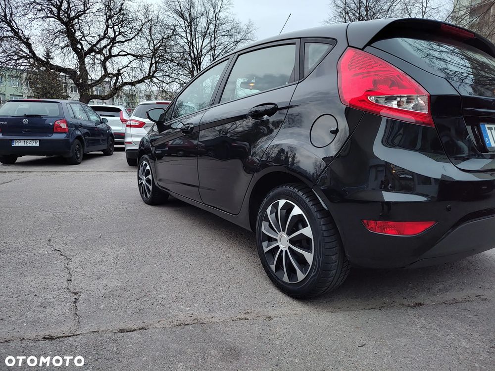 Ford Fiesta 1.25 Champions Edition - 25