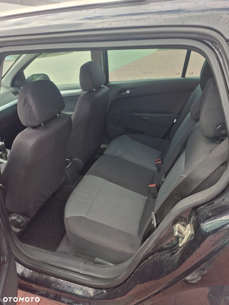 Opel Astra 1.6 Edition - 11
