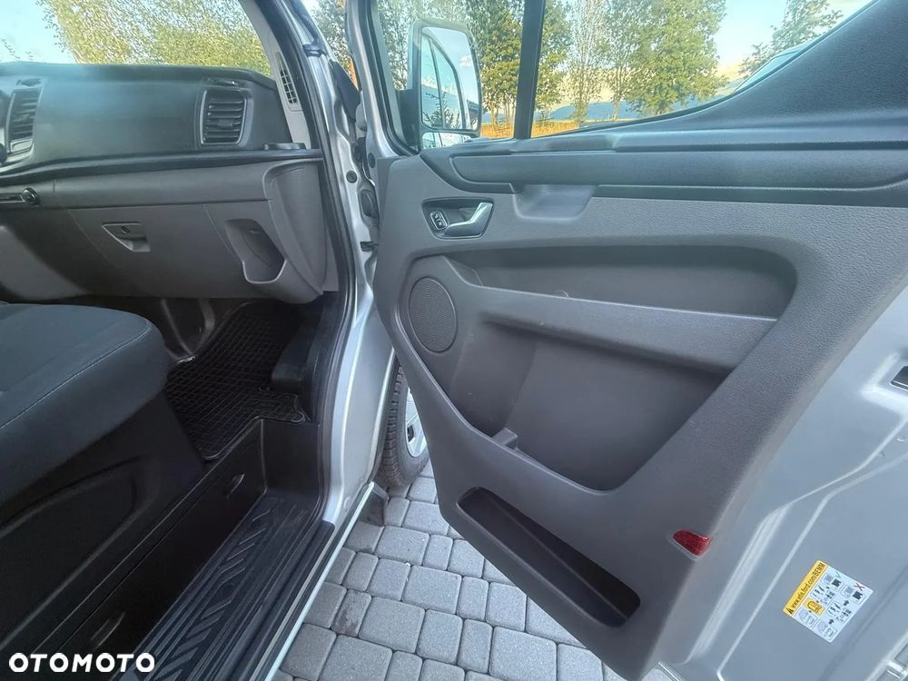 Ford Transit Custom 310 L2H1 Ambiente - 16