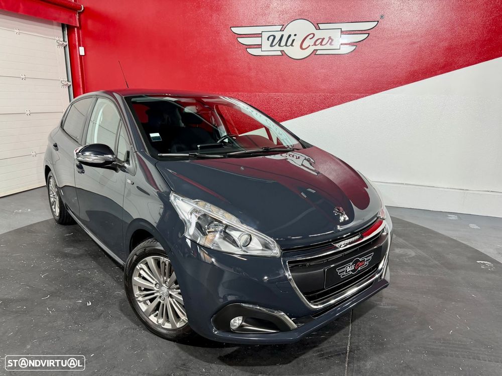 Peugeot 208 1.2 PureTech Style - 1