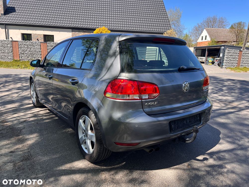 Volkswagen Golf 1.4 TSI Trendline DSG - 3