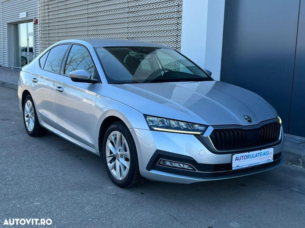 Skoda Octavia 2.0 TDI DSG Ambition - 9
