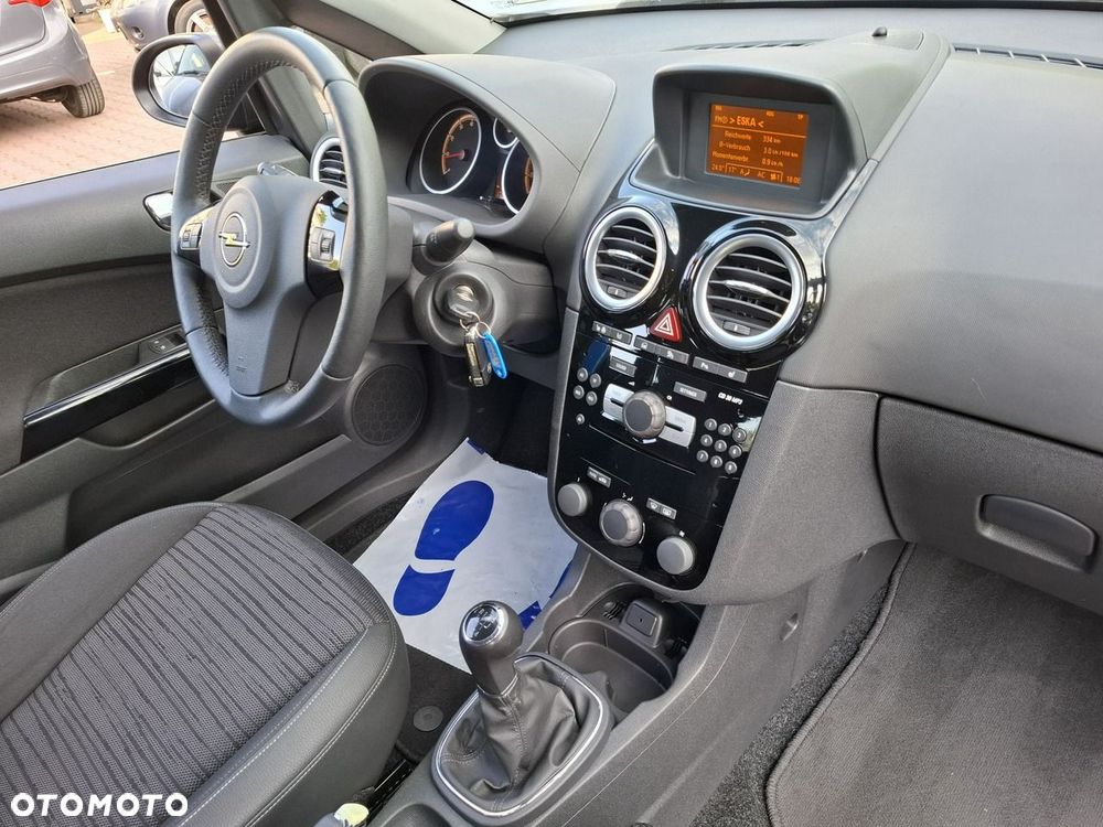 Opel Corsa 1.4 16V Energy - 25