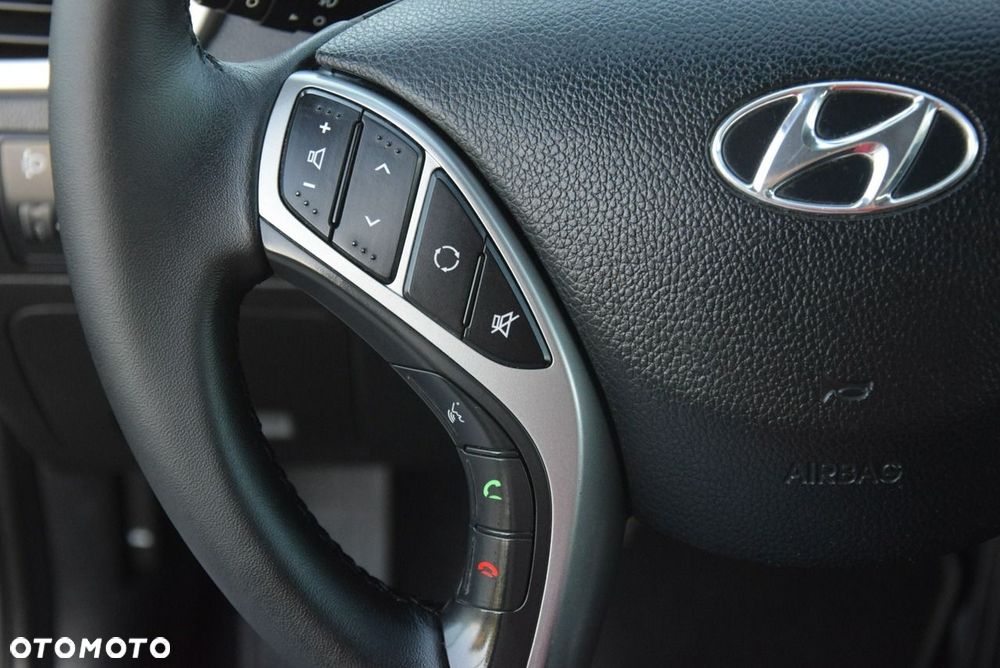 Hyundai i30 1.4 Comfort - 24